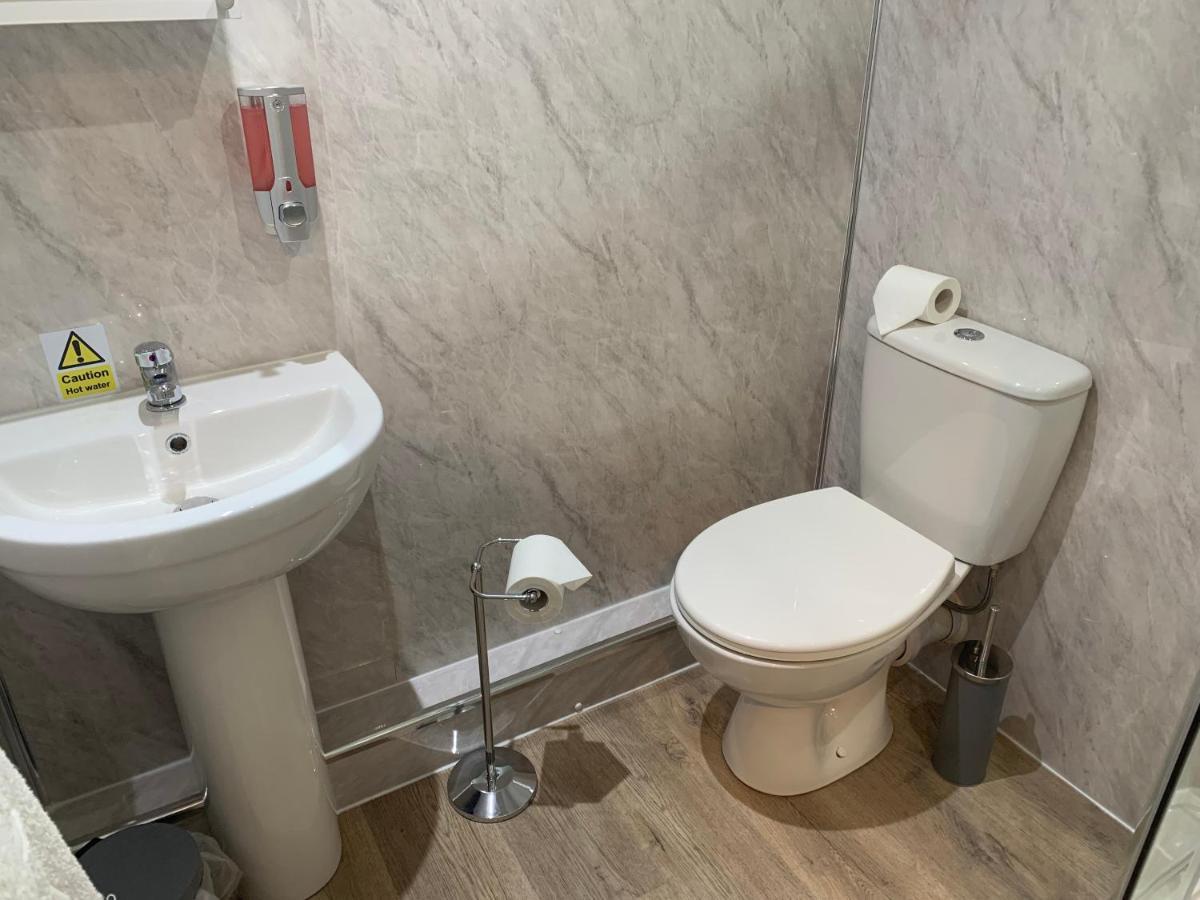רטפורד Rooms At The Inn מראה חיצוני תמונה
