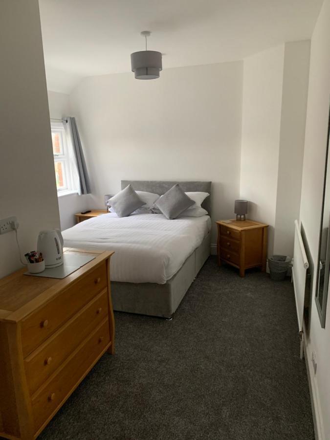 רטפורד Rooms At The Inn מראה חיצוני תמונה